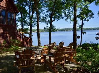 303 Hickory Hill Ln, Scroggins, TX 75480