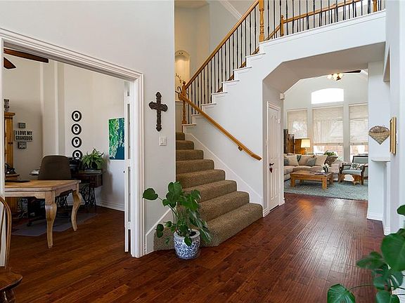 2nd image of 3317 Westwind Dr