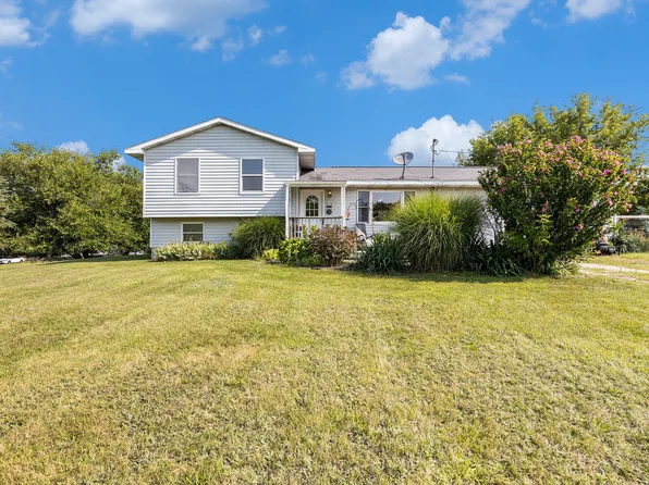 6326 W Stanton Rd, Stanton, MI 48888