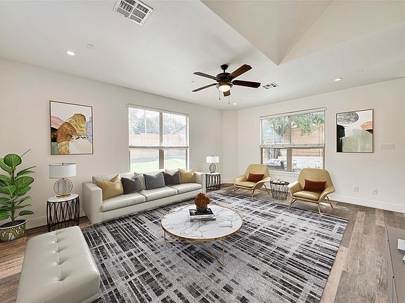 3rd image of 4124 Valley View Rd #4A