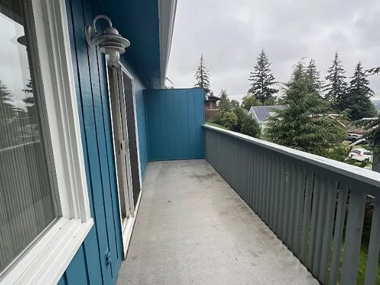 900 Liberty St #2 — Photo 14