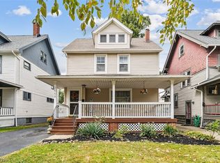 2568 Kendall Rd, Shaker Hts, OH 44120