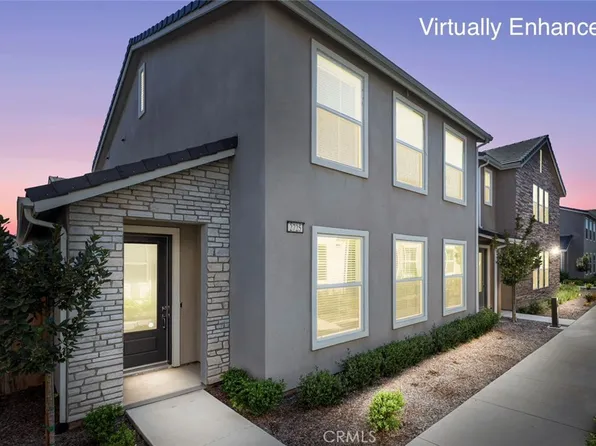 2725 E Teaberry Dr, Fresno, CA 93730