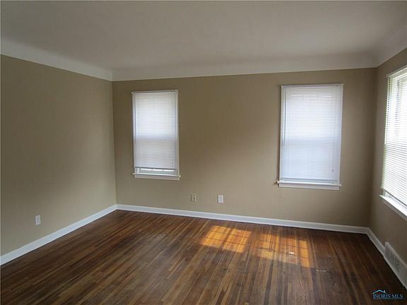 2nd image of 2669 Midwood Ave