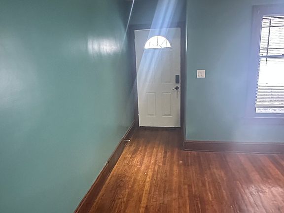4th image of 471 E 147th St #1