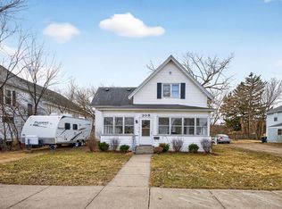 305 N Prairie St, Lake City, MN 55041