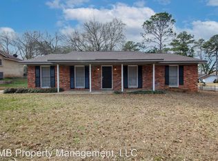 1249 Highpoint Rd, Montgomery, AL 36109