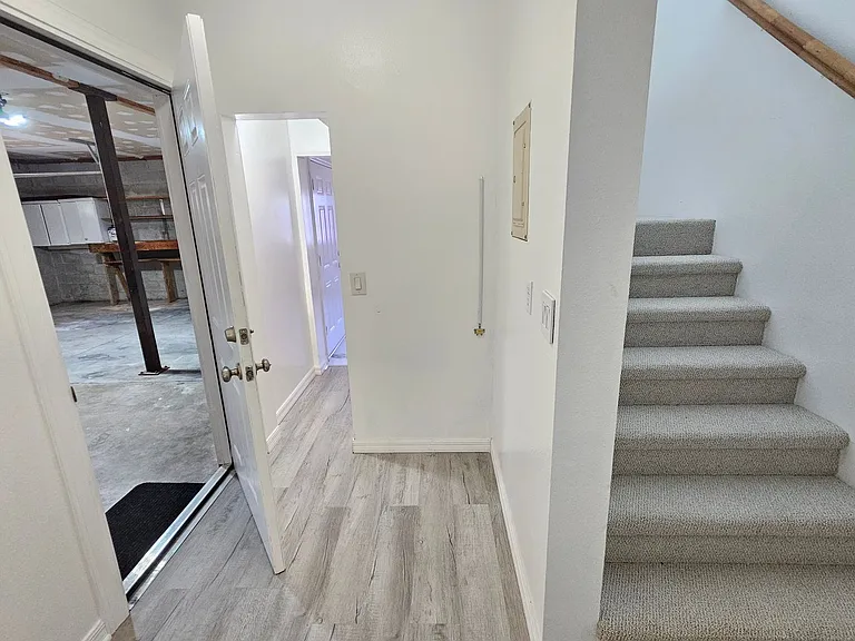 341 Bayshore Dr — Photo 39