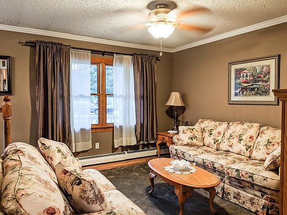 4th image of 6 Farnham Pl