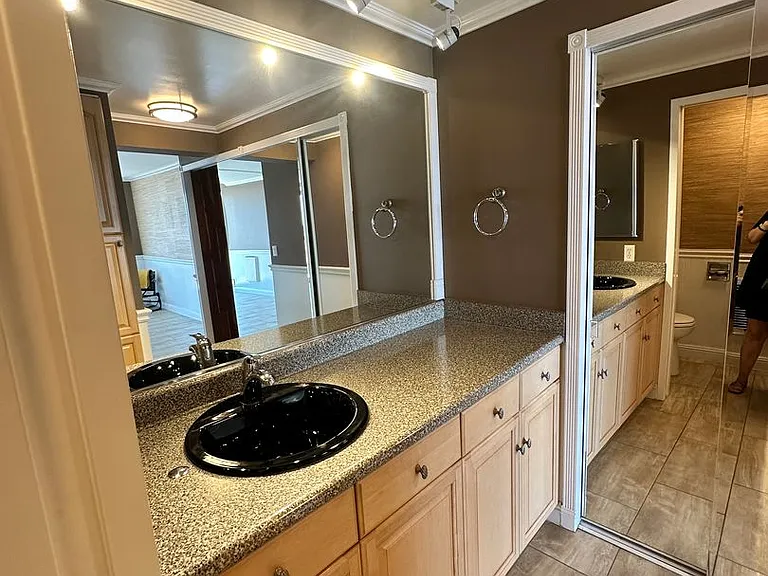 5400 E The Toledo #509 — Photo 19