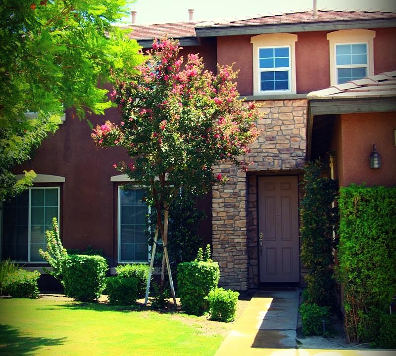 Gorgeous golf course home