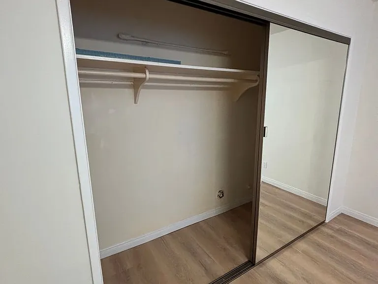 414 N Columbus Ave — Photo 9