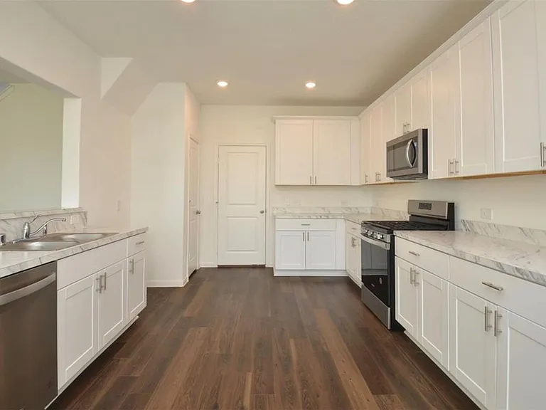 16412 Big Hickory Dr — Photo 7