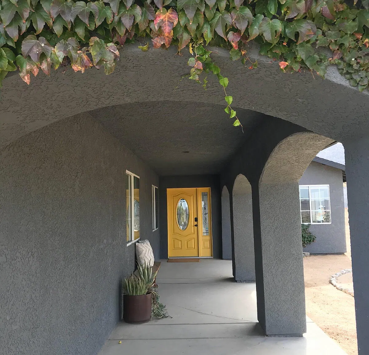 3 bed, 2.0 bath, 1904 sqft, $2,525 — Photo 1