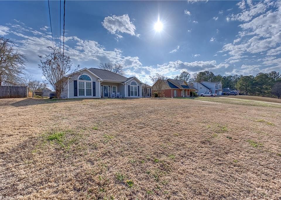 1st image of 87 Lee Rd #556