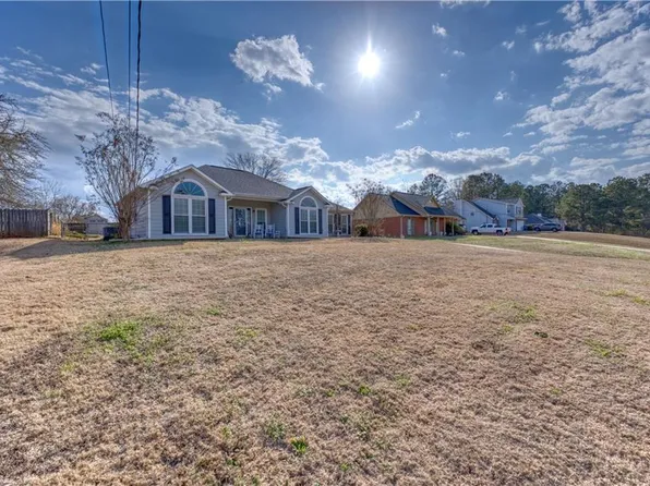 87 Lee Rd #556, Phenix City, AL 36870