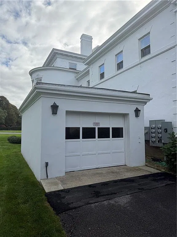 4 bed, 3.5 bath, 3500 sqft, $6,000 — Photo 3