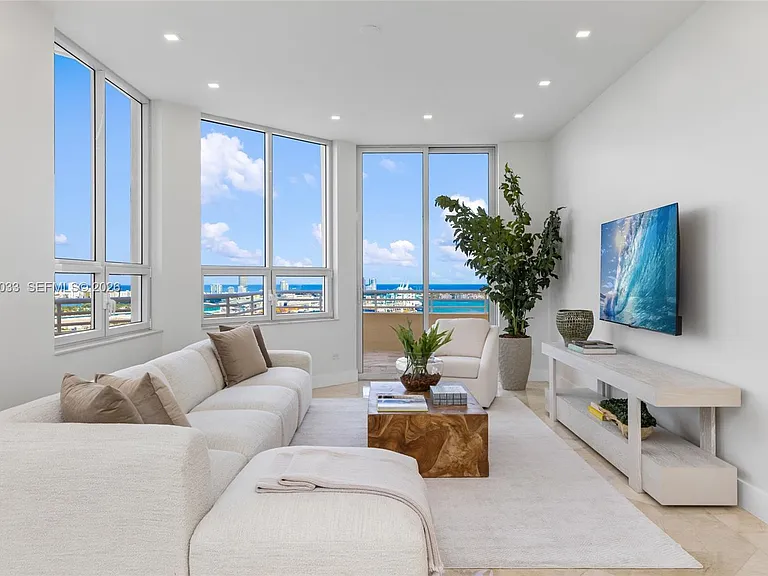 808 Brickell Key Dr #3901 — Photo 5