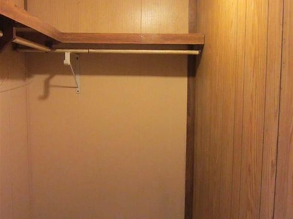 5th image of 20391 Hillside Dr