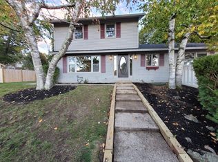 15 Meade Street, Nashua, NH 03064