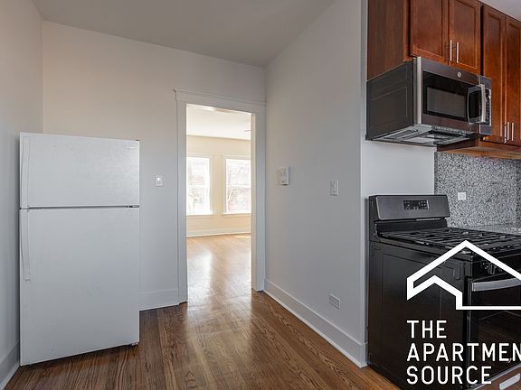 2nd image of 2661 N Spaulding Ave APT 225