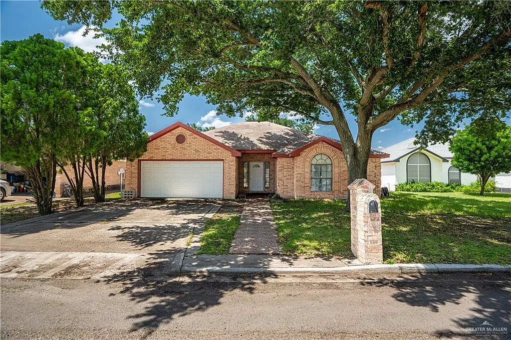 3 bed, 2.0 bath, 1609 sqft, $1,650 — Photo 3