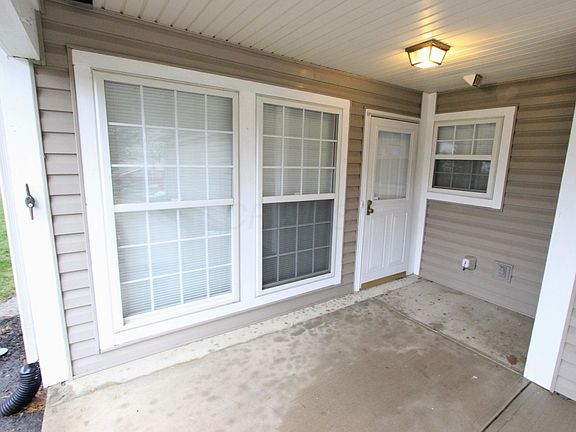 2nd image of 5608 Parkshire Dr