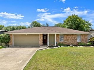 302 Northwood Dr, Georgetown, TX 78628