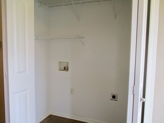 5th image of 11803 River Hills Pkwy