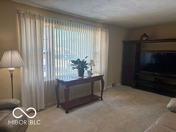 3rd image of 3904 N Ball Ave