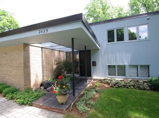 2429 Harlem Blvd, Rockford, IL 61103