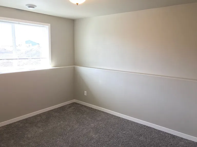 821 Cathy Dr W — Photo 14