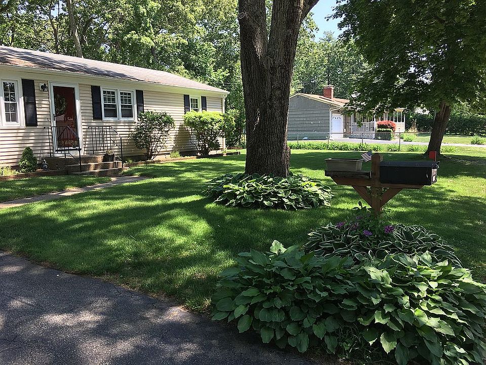 2nd image of 76 Scenic Dr