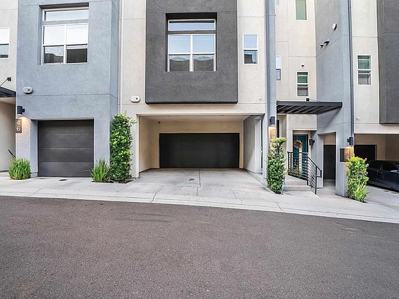 3rd image of 10412 Harlow Cir #45