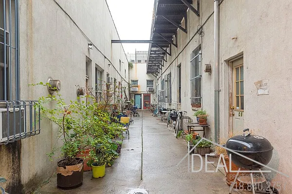 Rented by Ideal Properties Group | media 10
