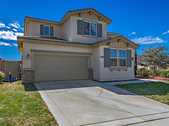 2nd image of 34099 Dianthus Ln