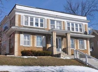 5424 W State St, Milwaukee, WI 53208