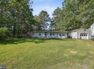 17 Brown Ave, Egg Harbor Township, NJ 08234