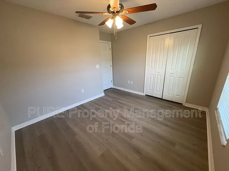 12495 SE 100th Ave — Photo 55