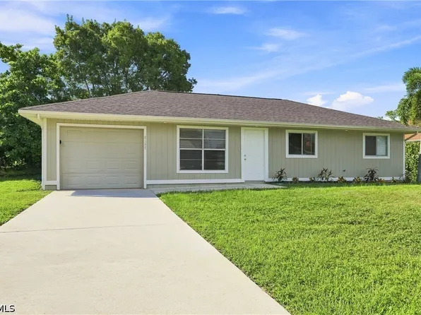 8165 Pelican Rd, Fort Myers, FL 33967