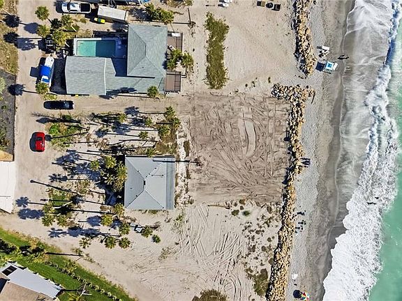 3rd image of 4076 N Beach Rd