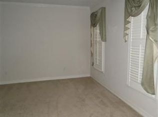 535 Rose Border Dr, Roswell, GA