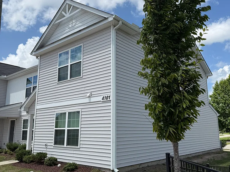 4101 Laurel Ridge Drive Unit G