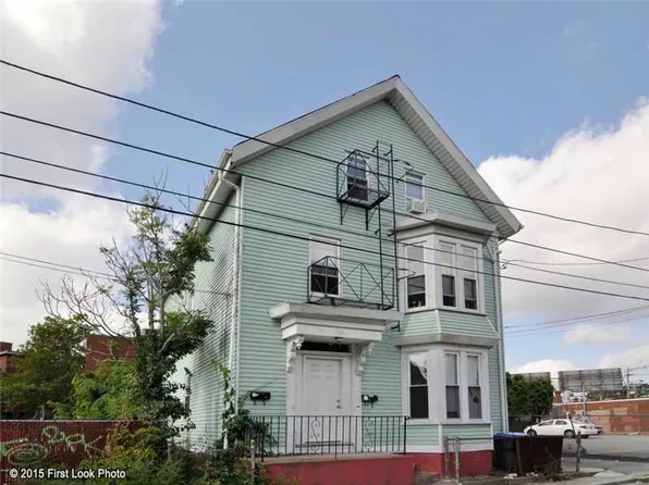 62 Nolan St, Providence, RI 02908