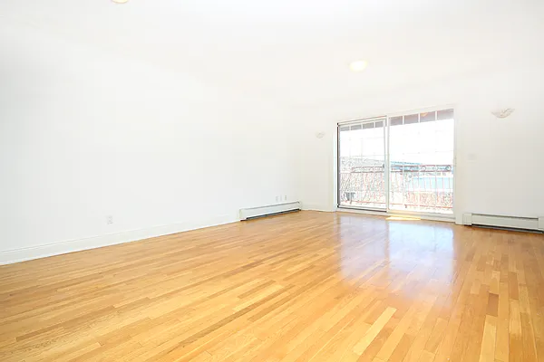 Rented by Modern Spaces | media 2