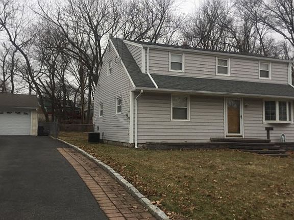 2nd image of 18 Farmingdale Ave