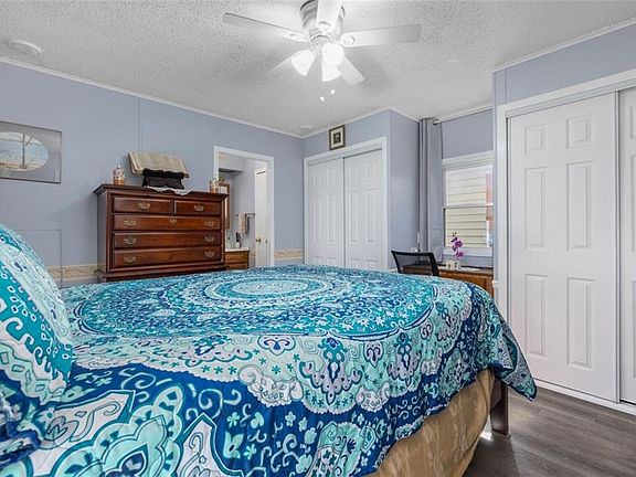 2nd image of 15 Lane Ln
