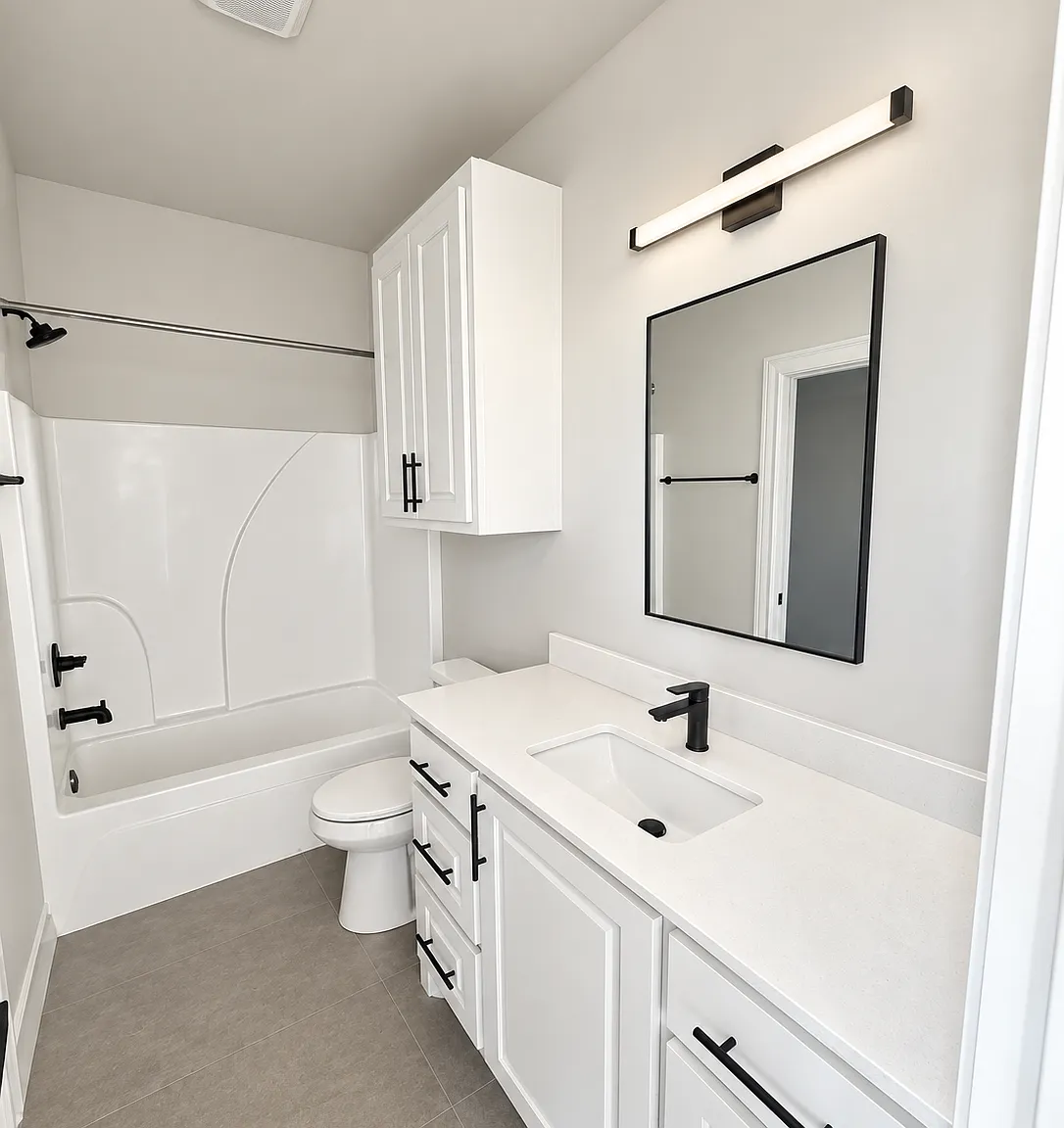 3 bed, 2.5 bath, $2,150 — Photo 2