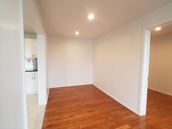 2nd image of 548 Driggs Ave APT 11