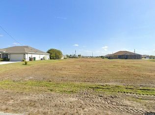523 NW 25th Place, Cape Coral, FL 33993